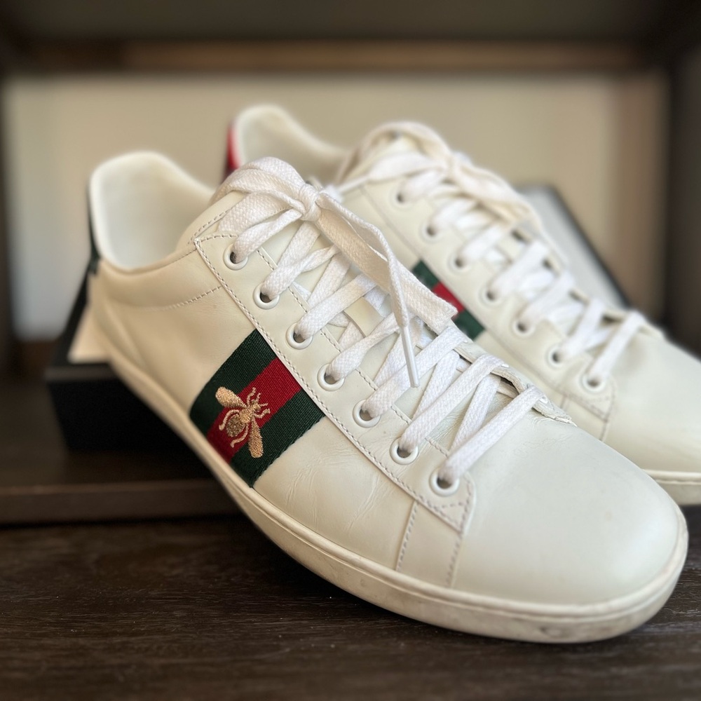 Gucci WOMEN'S ACE SNEAKER WITH BEE - Picture 3 of 14